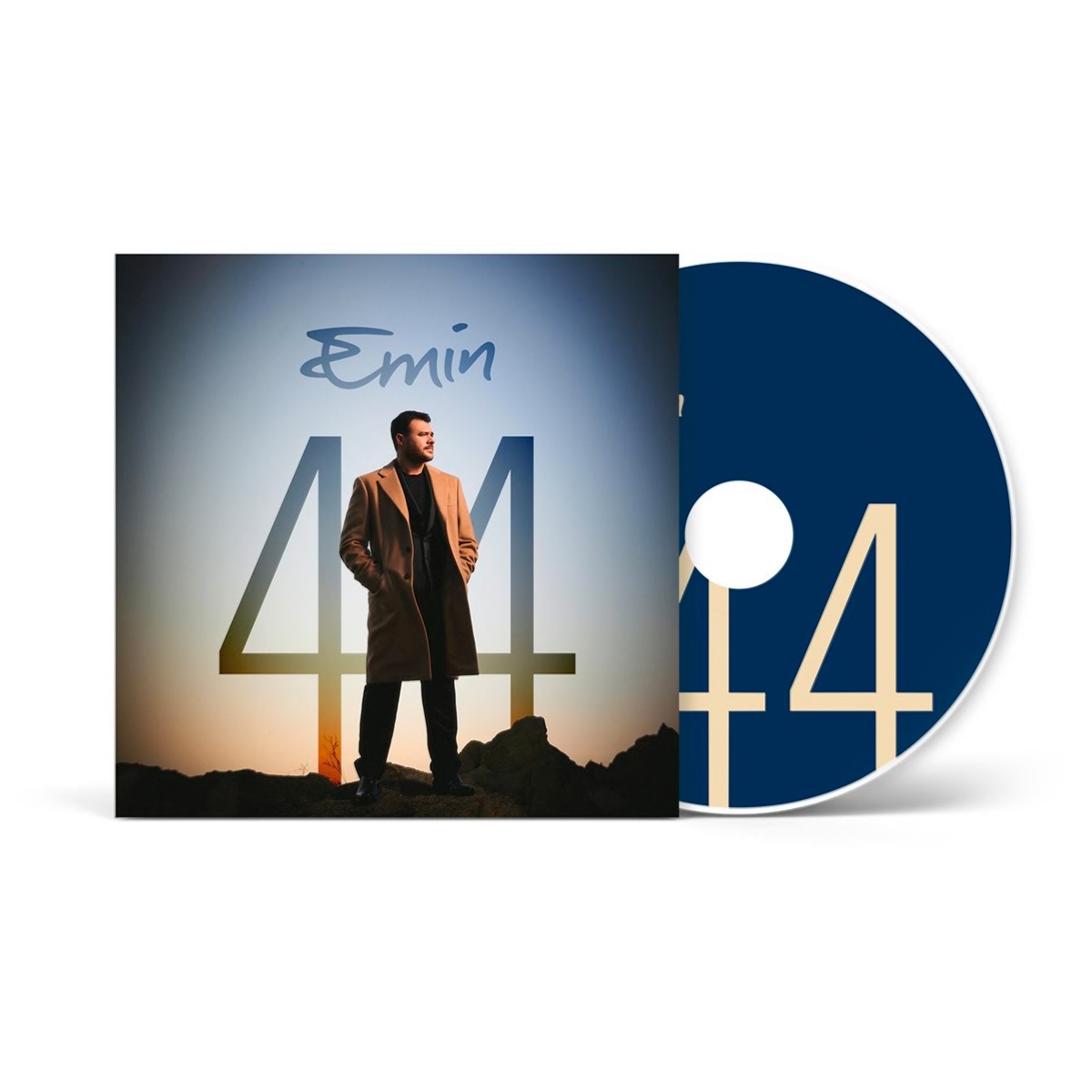 44, CD